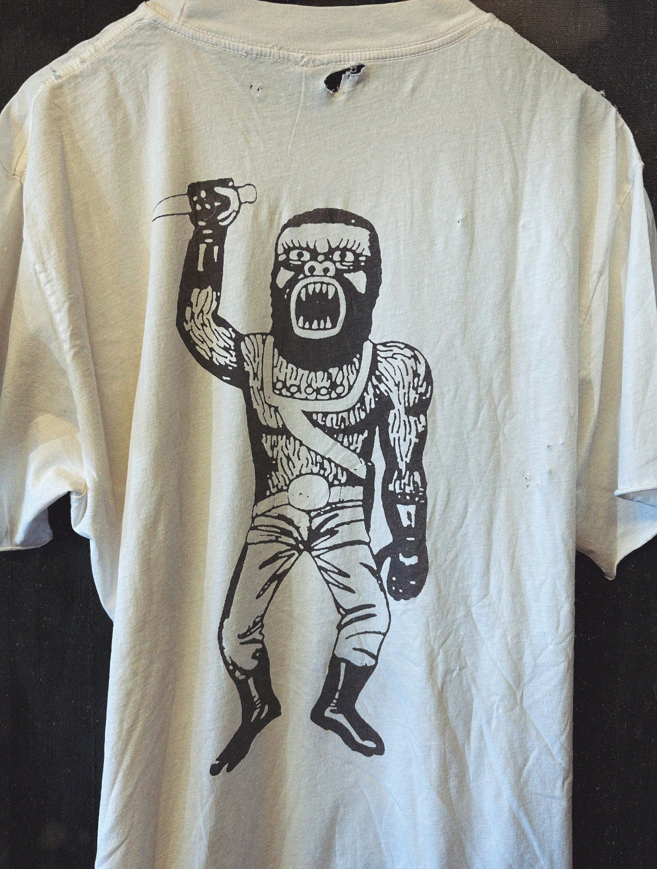 DISTRESSED - PLANET OF THE APES - MENS 2XL